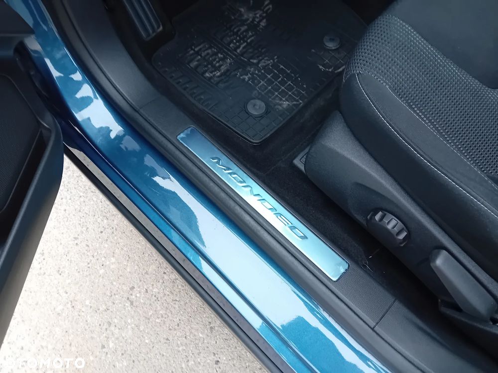 Ford Mondeo 2.0 EcoBlue Titanium - 26