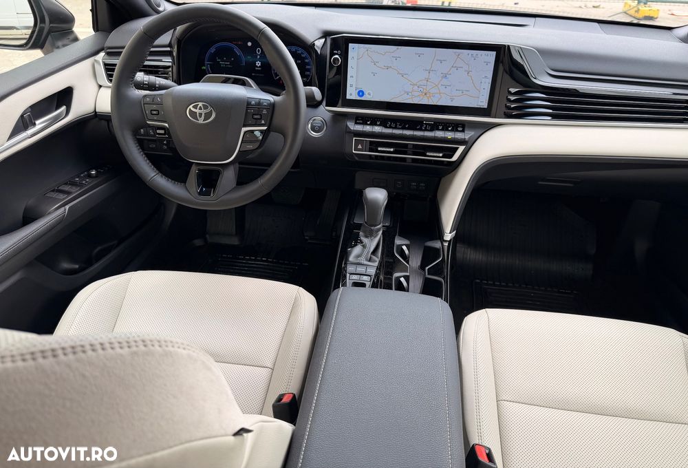 Toyota Camry 2.5 Exclusive - 22