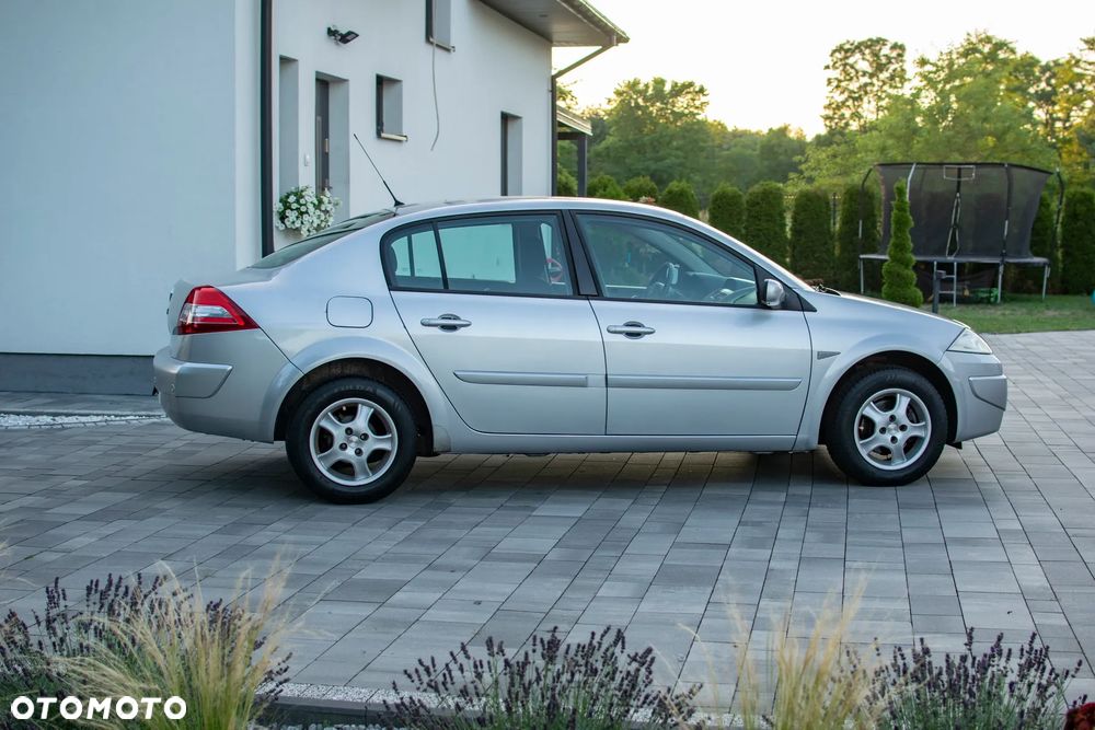 Renault Megane - 18