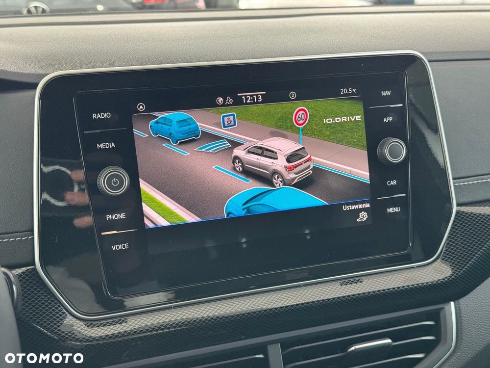 Volkswagen T-Cross - 12