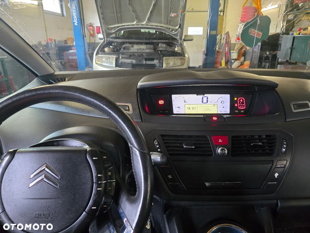 Citroën C4 Grand Picasso 1.8i Impress - 6