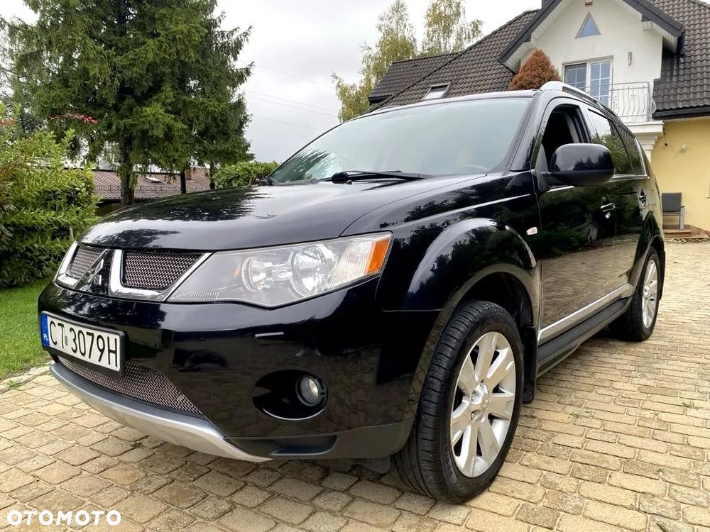 Mitsubishi Outlander 2.0 DID Instyle NAVI - 32