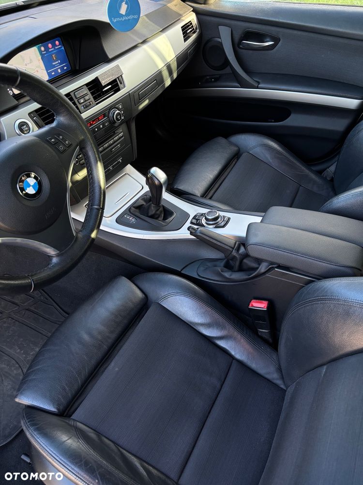 BMW Seria 3 325xi - 4