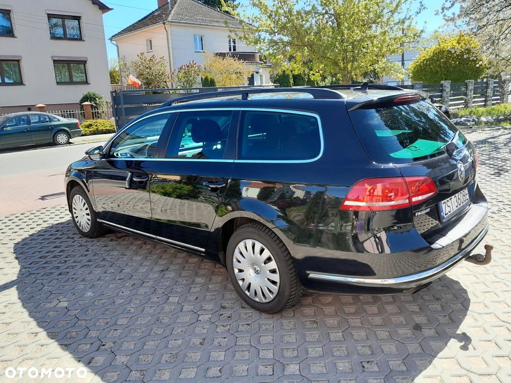 Volkswagen Passat 2.0 TDI BlueMotion Technology Comfortline - 4