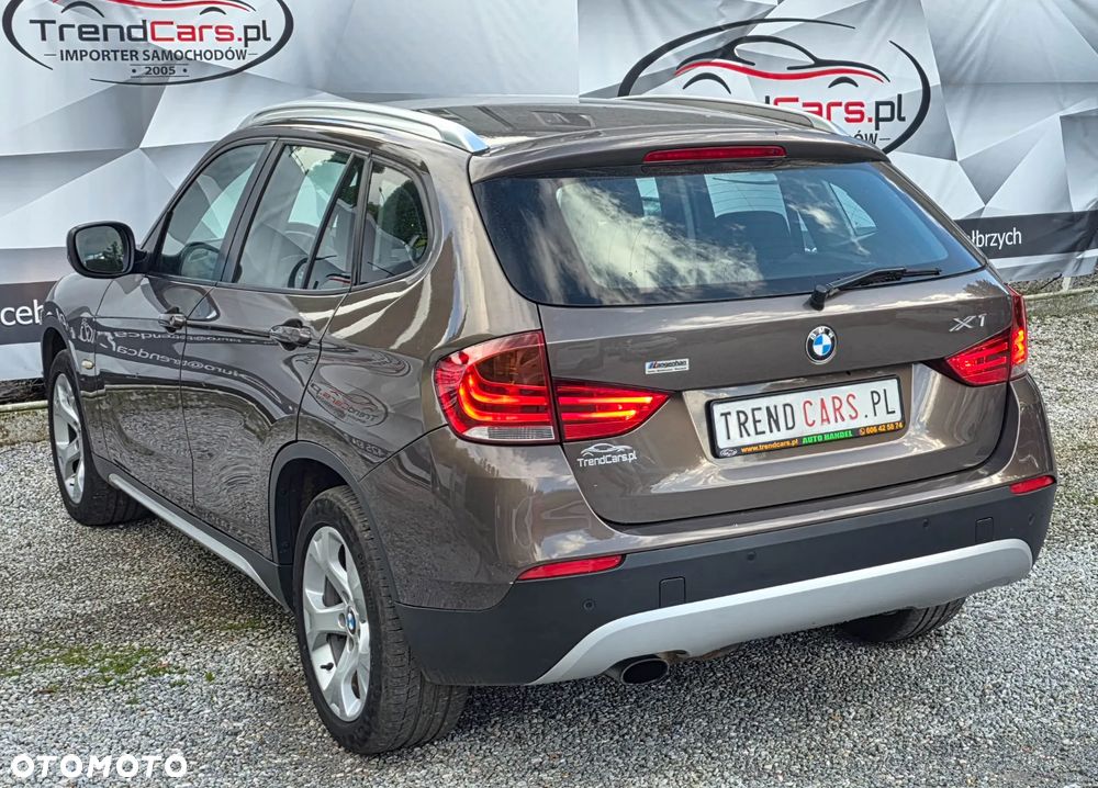 BMW X1 sDrive18i xLine - 6