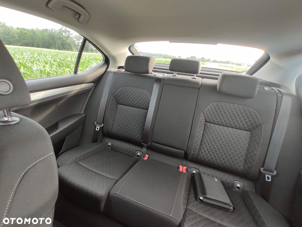 Skoda Superb 2.0 TDI Ambition DSG - 4