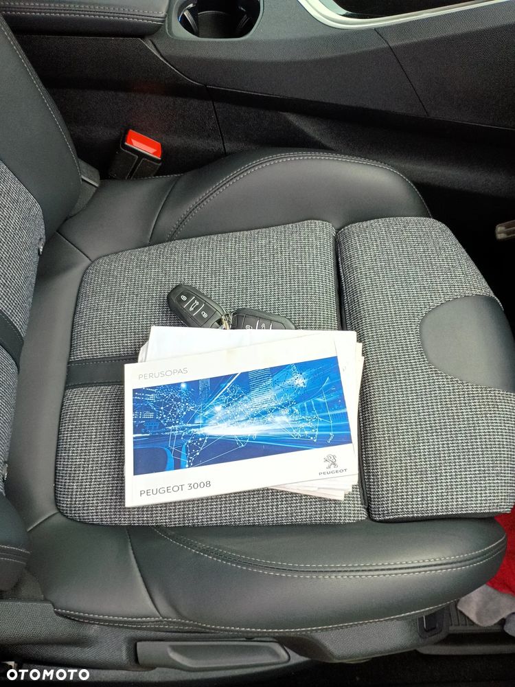 Peugeot 3008 1.2 PureTech Allure Pack S&S EAT8 - 35