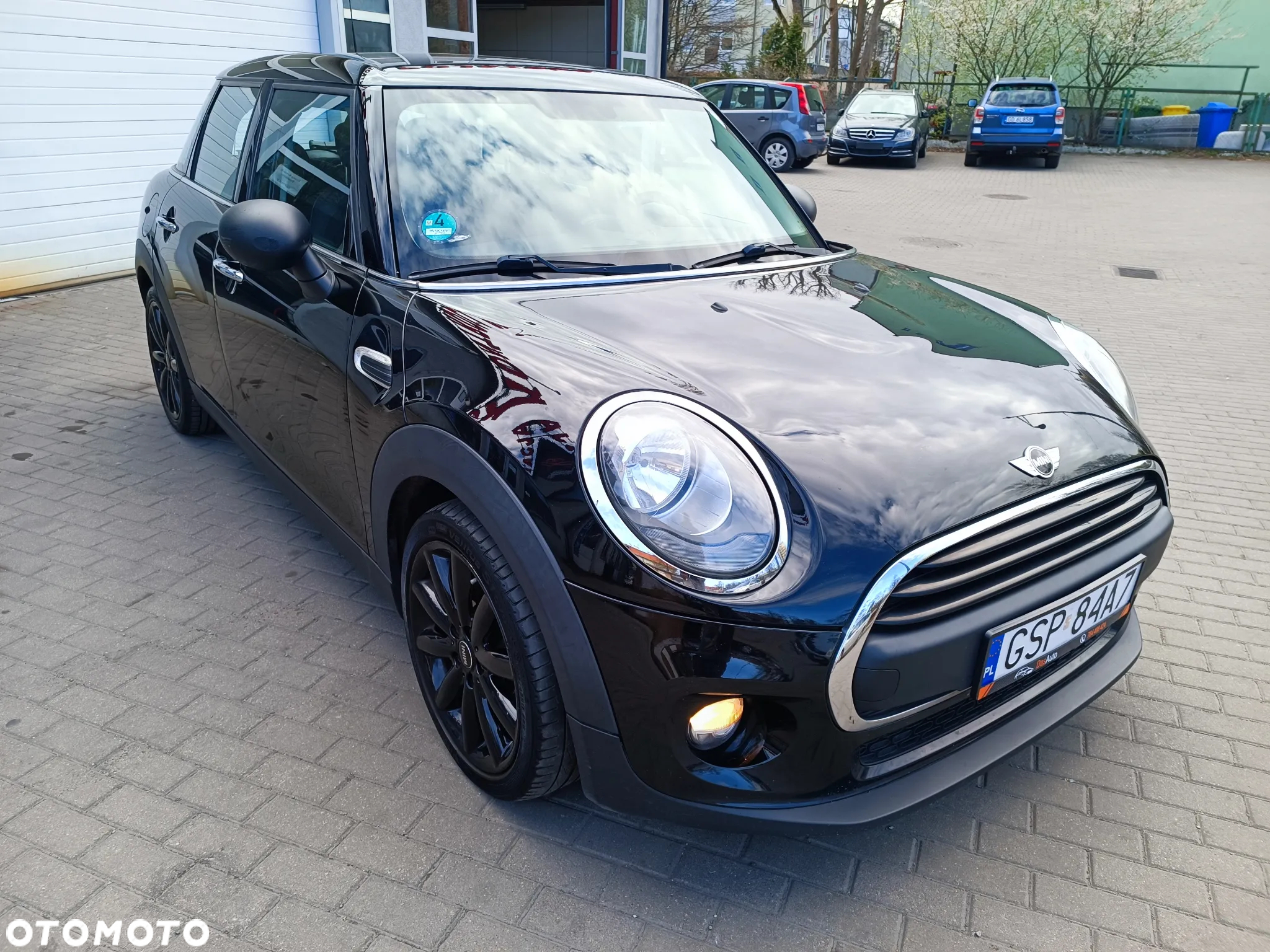 MINI ONE First - 10