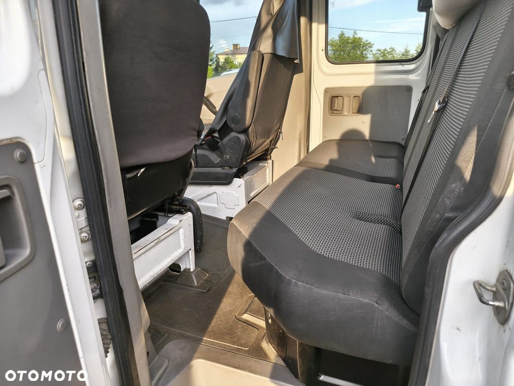 Mercedes-Benz Sprinter - 10
