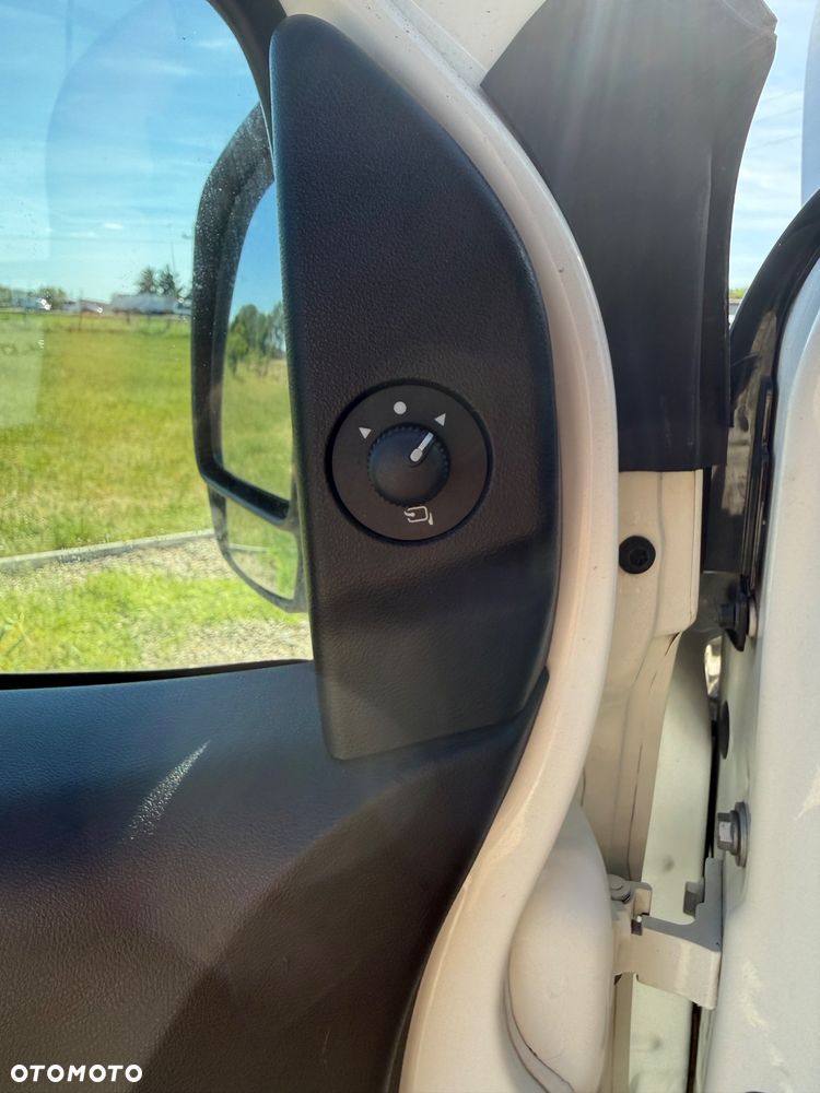 Fiat DOBLO MAXI 1.4 TJET 120 KM NOWY GAZ LPG IZOTERMA MAŁY PRZEBIEG OKAZJA - 20