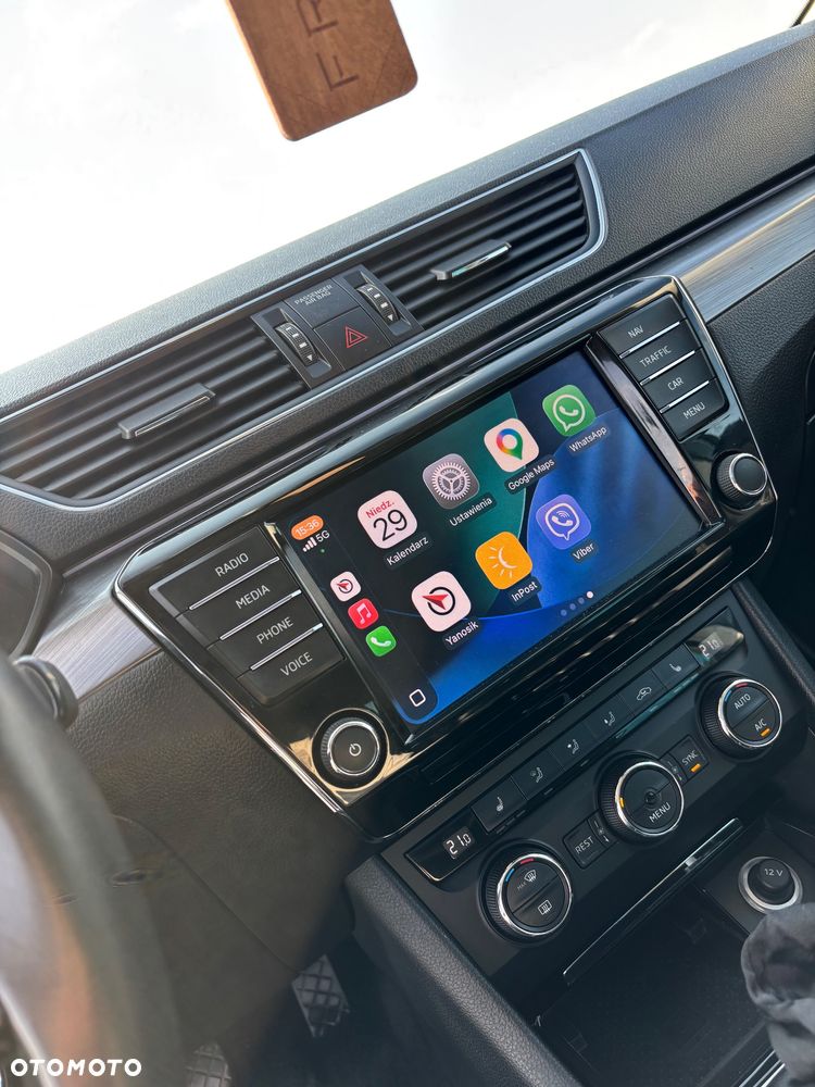 Skoda Superb 2.0 TDI Style - 8