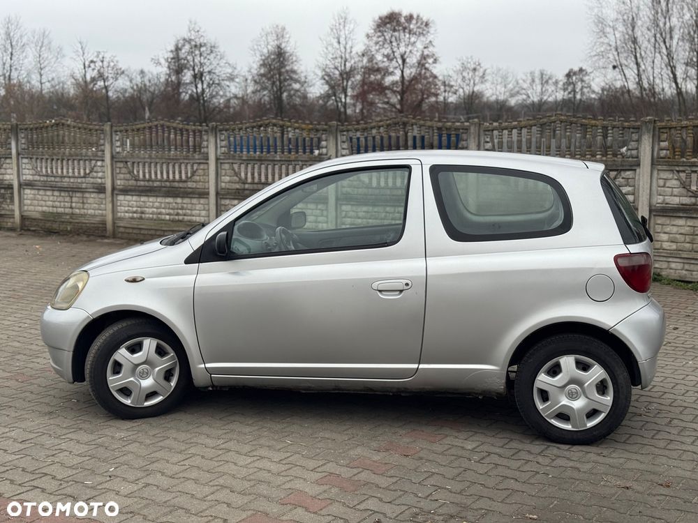 Toyota Yaris - 5
