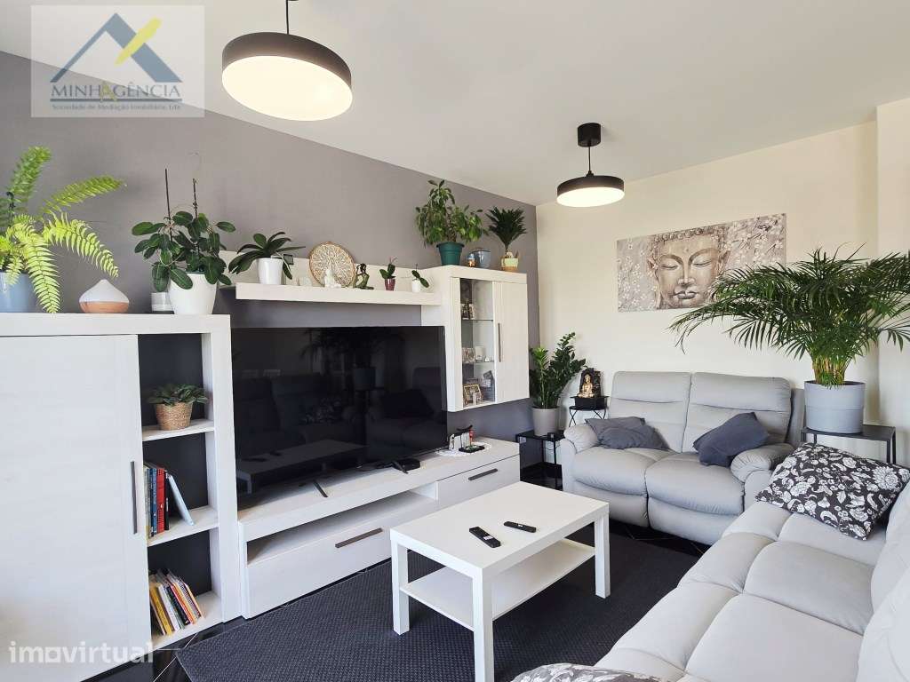 Apartamento T3 remodelado no Bairro do Liceu em Setúbal - Grande imagem: 2/28