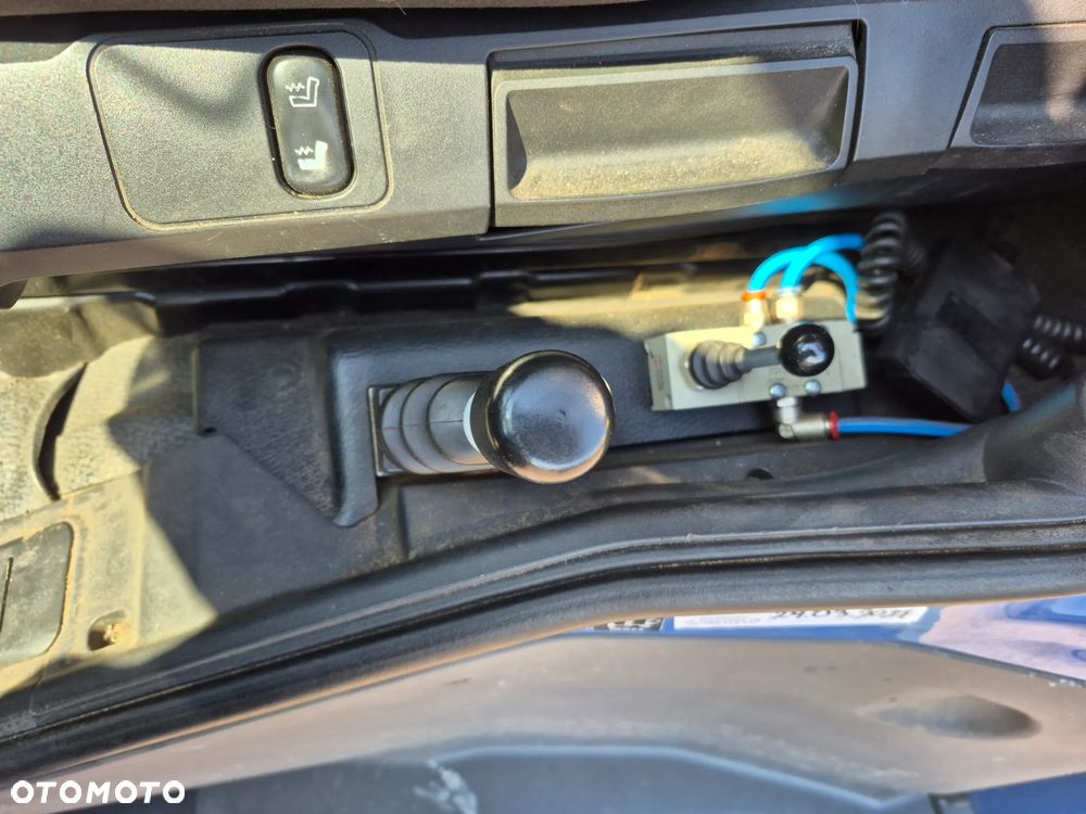 Mercedes-Benz ANTOS - 10