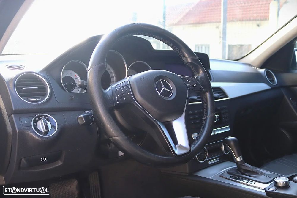 Mercedes-Benz C 250 d 4Matic Station 9G-TRONIC AMG Line - 13