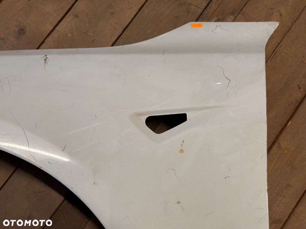 BŁOTNIK LEWY ORYGINALNY TESLA MODEL S BIAŁY - 4