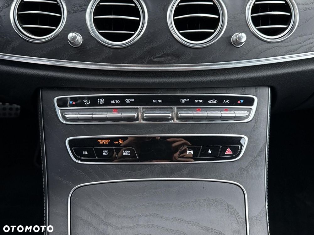 Mercedes-Benz Klasa E - 20