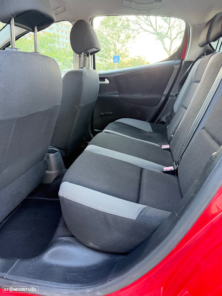 Peugeot 207 1.4 16V Sport - 13