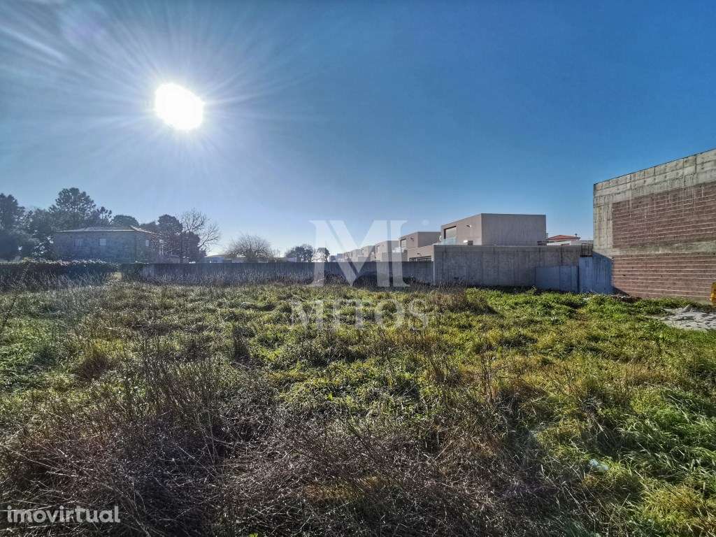 Lote para venda em Santa Marta de Portuzelo - Viana do Castelo - Grande imagem: 2/7