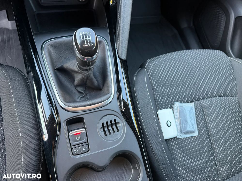 RENAULT Kadjar 2015 — imagine 13