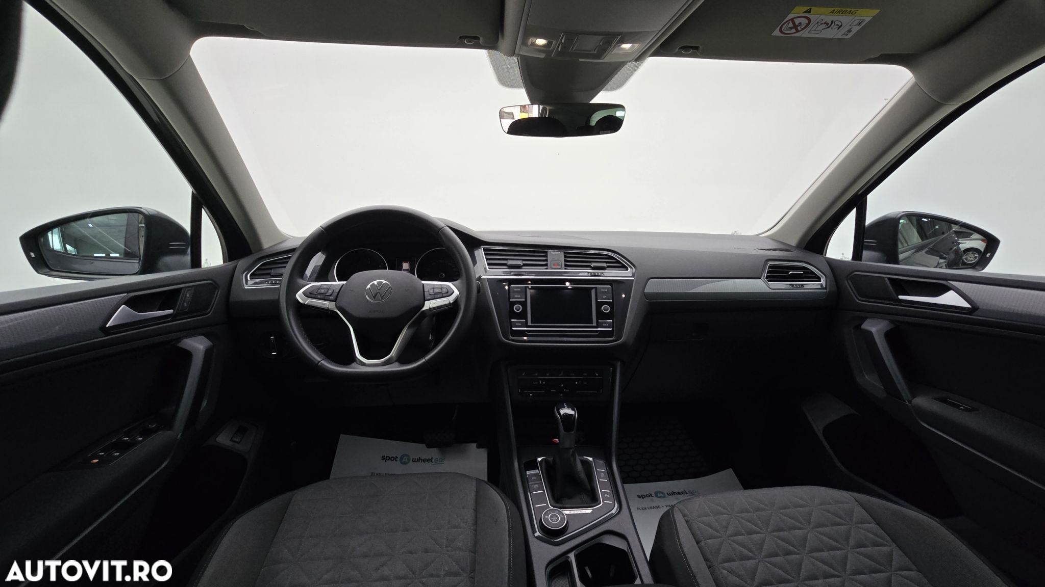 Volkswagen Tiguan 2.0 TDI SCR DSG 4Motion Life - 14