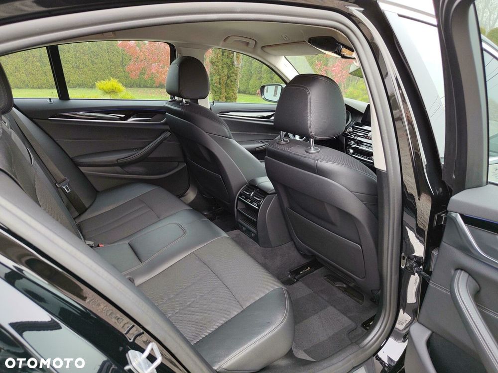BMW Seria 5 518d Sport - 20