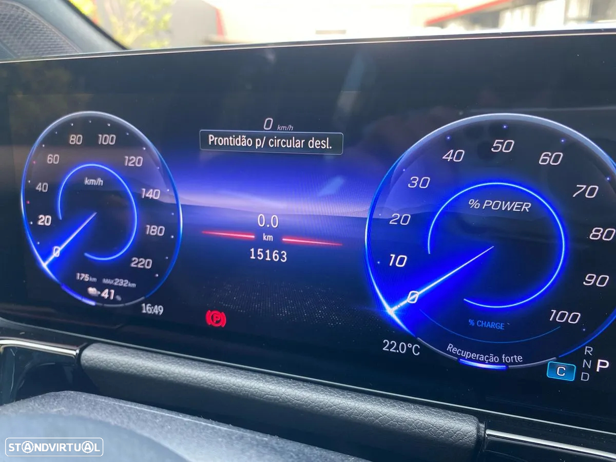 Mercedes-Benz EQA 250+ Progressive - 16