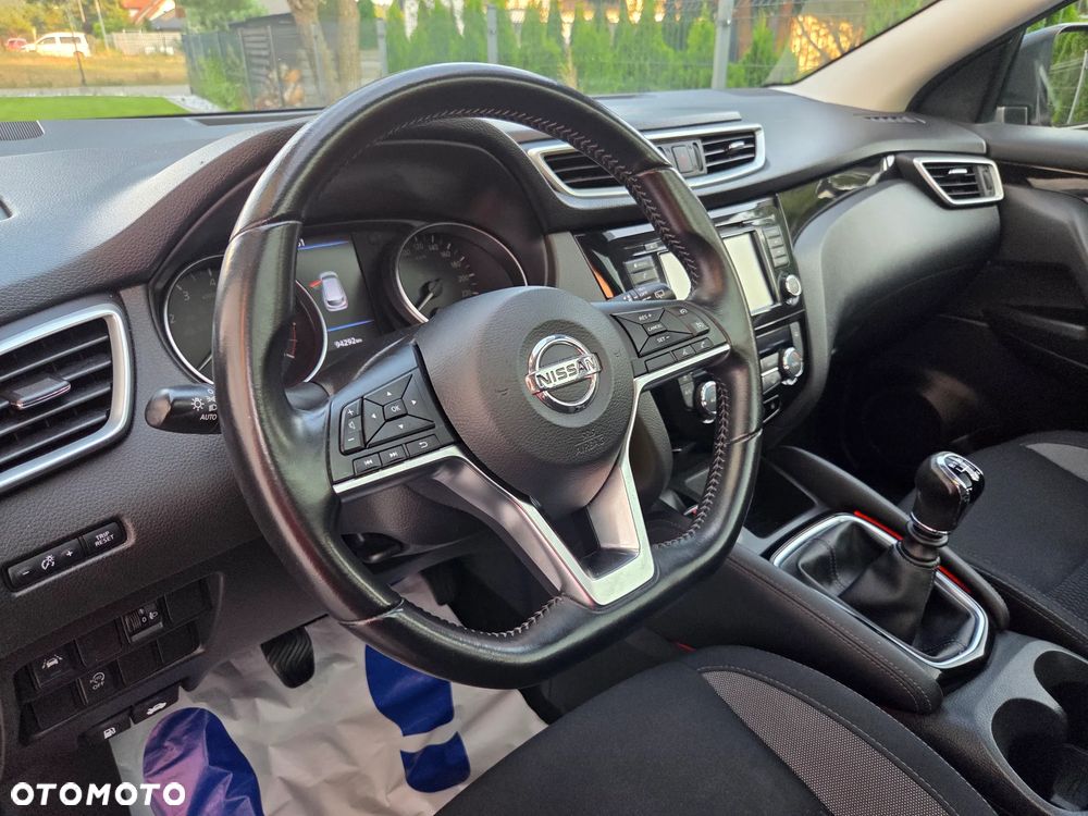 Nissan Qashqai 1.3 DIG-T Tekna+ - 32