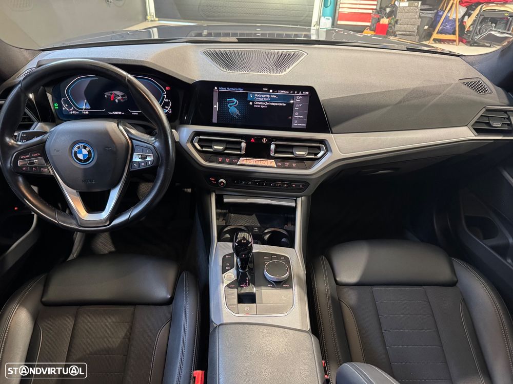 BMW 320 e Corporate Edition Auto - 16