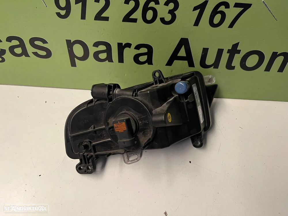 AUDI A1 GRELHA FAROL NEVOEIRO - FN049 - 4
