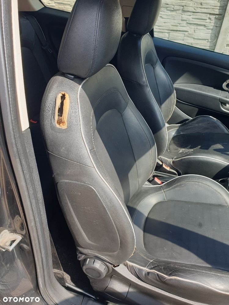 FIAT punto grande - silnik 1,4 -2005R - CAŁY NA CZĘŚCI - 5