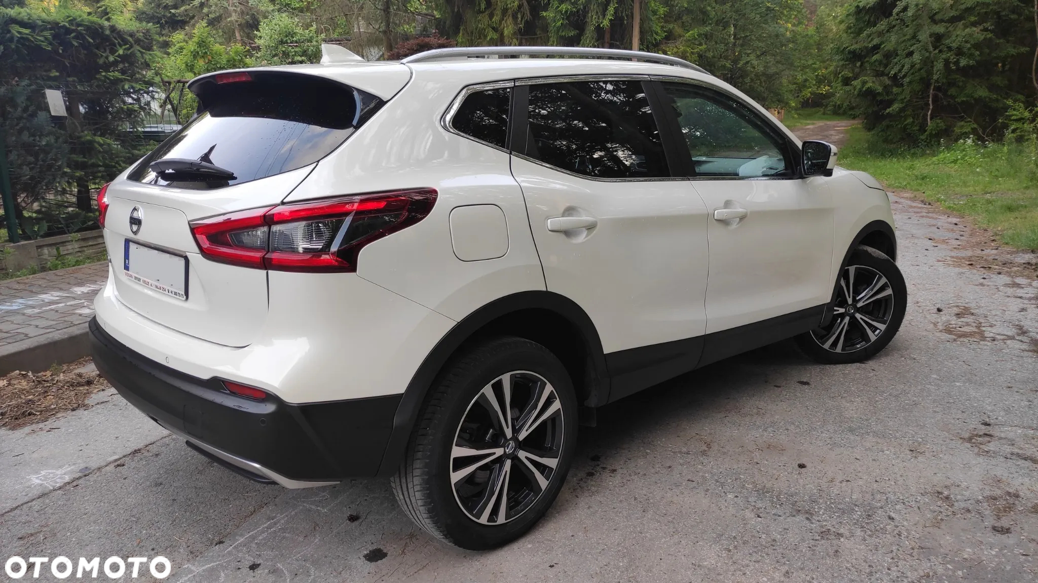 Nissan Qashqai 1.2 DIG-T N-Connecta Xtronic - 21
