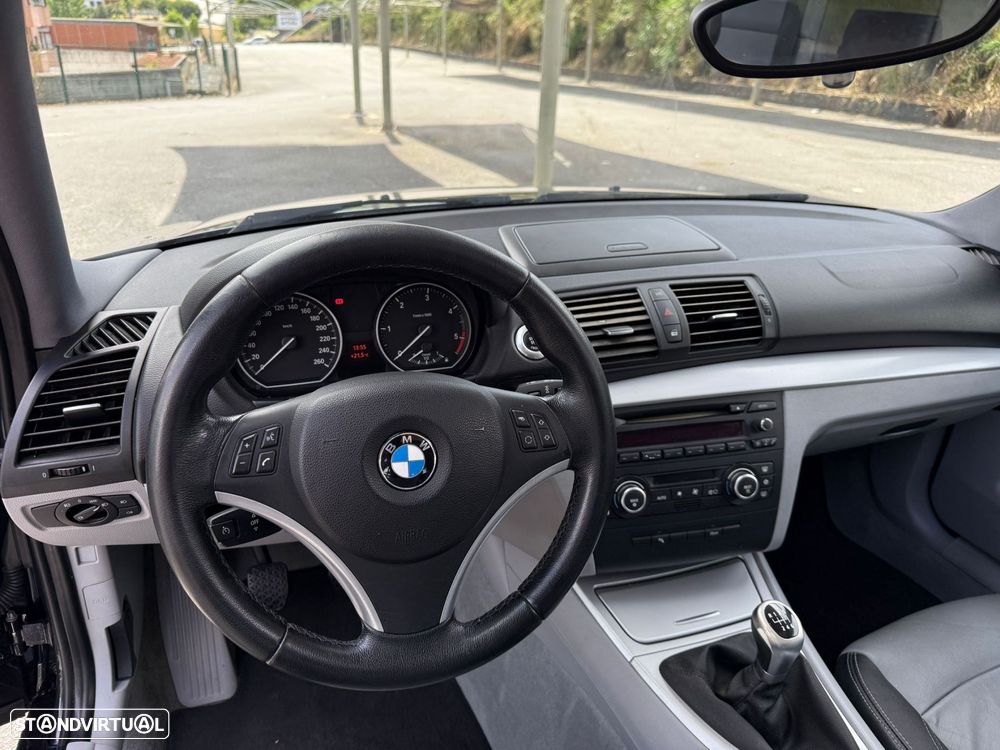 BMW 120 d Sport - 15