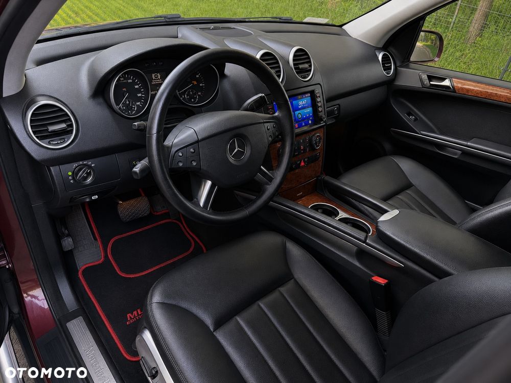 Mercedes-Benz ML 350 4Matic 7G-TRONIC Edition 10 - 25