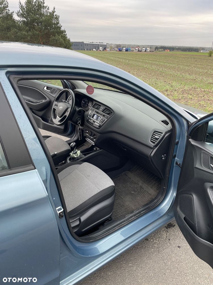 Hyundai i20 1.1 CRDi BlueDrive Elegant - 16