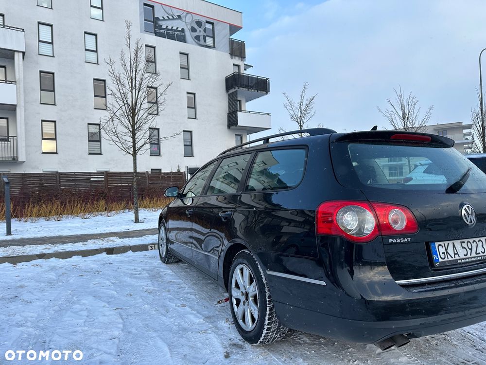 Volkswagen Passat 2.0 TDI DPF Individual - 8