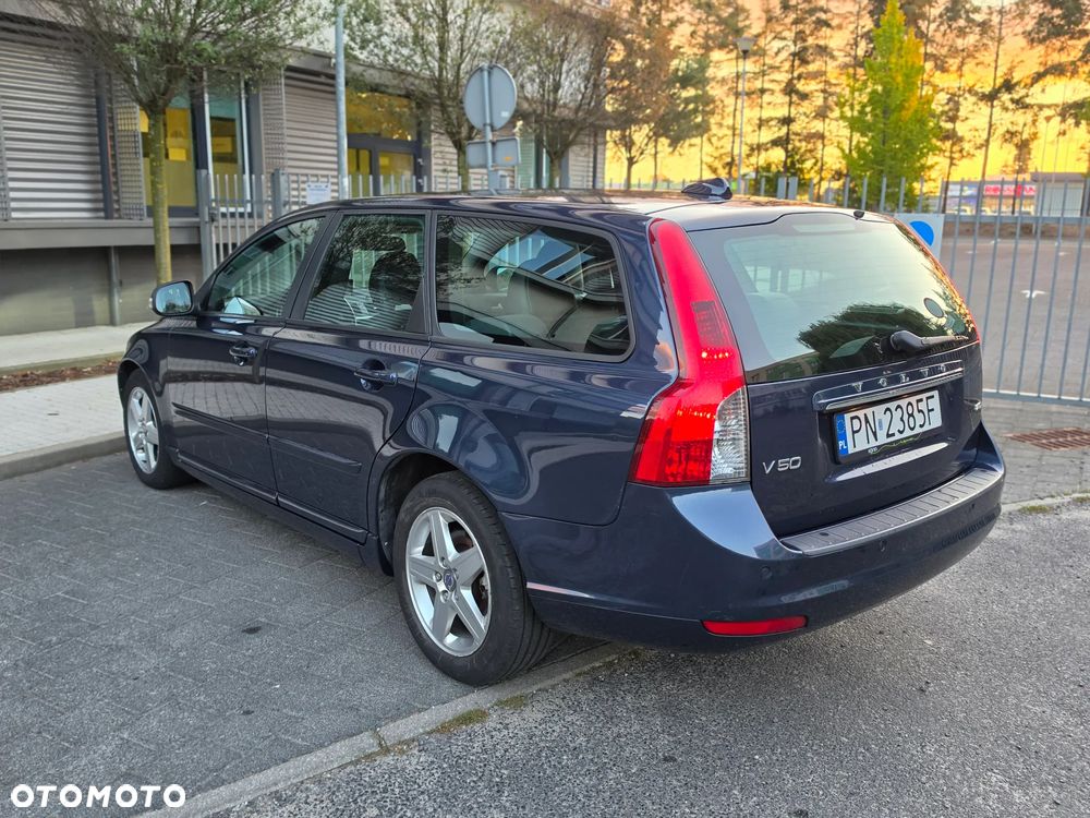 Volvo V50 - 23