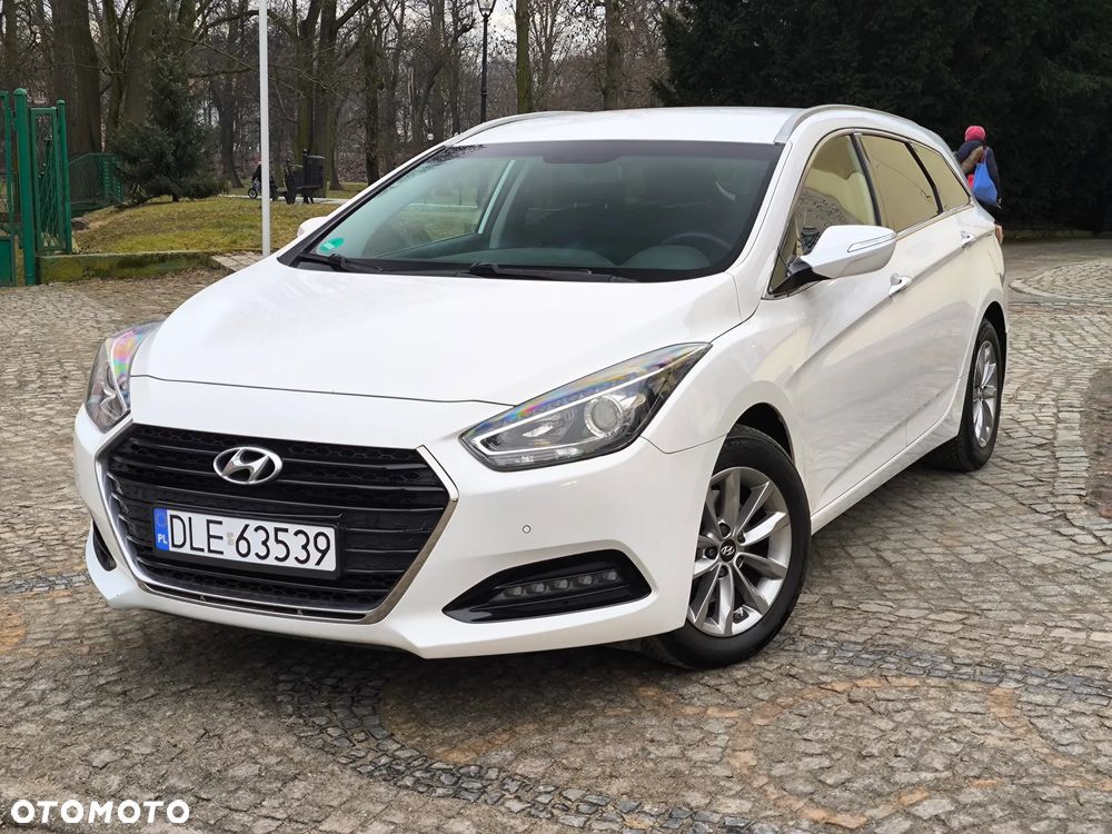 Hyundai i40 Kombi 1.7 CRDi DCT Premium - 6