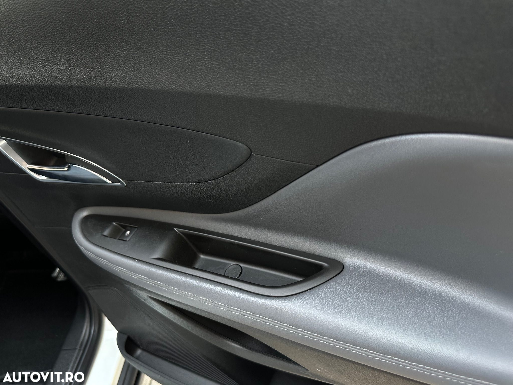 Opel Mokka 1.4 Turbo ECOTEC Cosmo - 29