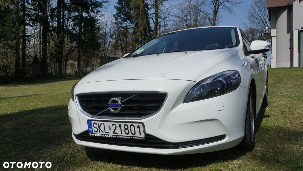 Volvo V40 D2 Powershift Momentum - 3