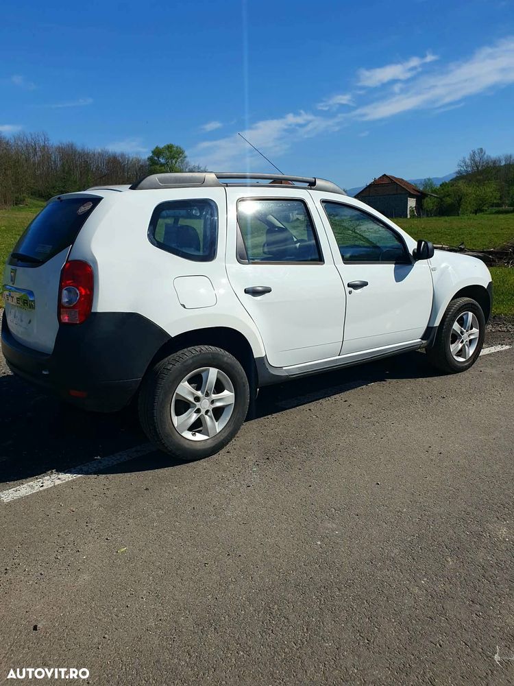 Dacia Duster 1.6 16V 4x2 - 6