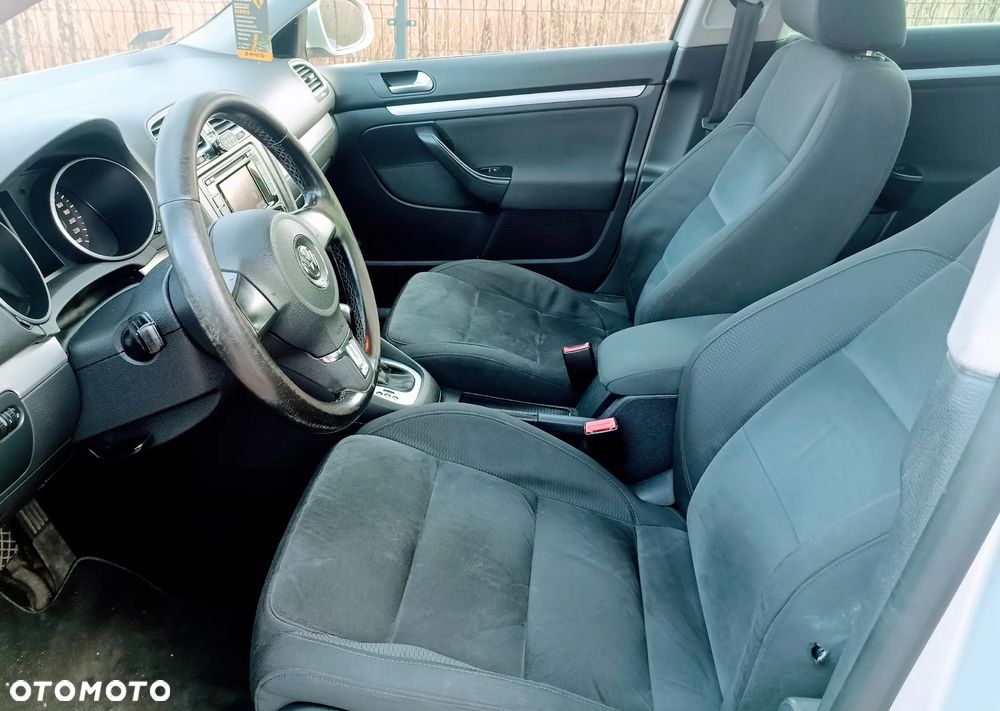 Volkswagen Golf 1.4 TSI Highline DSG - 9