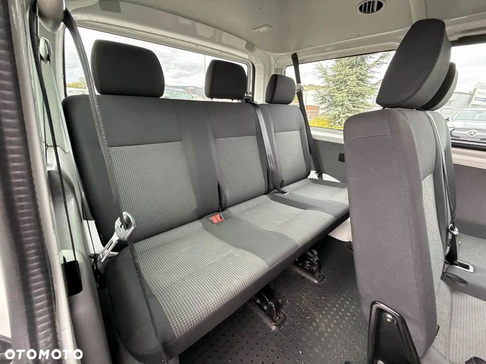 Volkswagen Transporter - 10