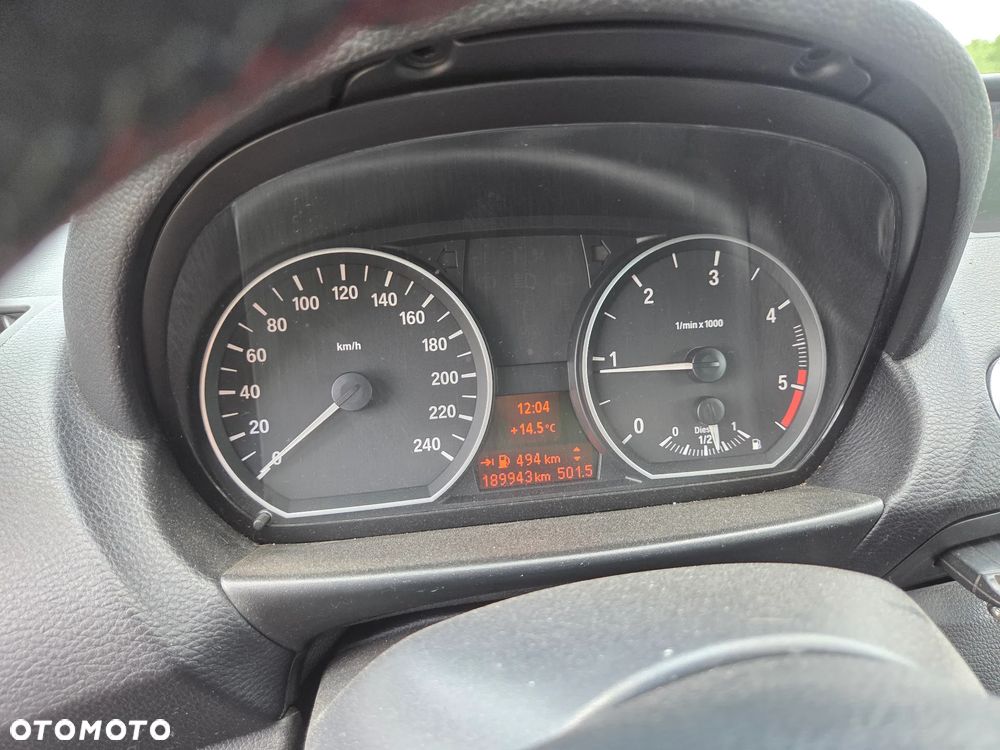 BMW Seria 1 120d DPF - 8