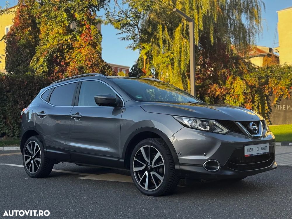 Nissan Qashqai 1.6 DCI Xtronic TEKNA - 1