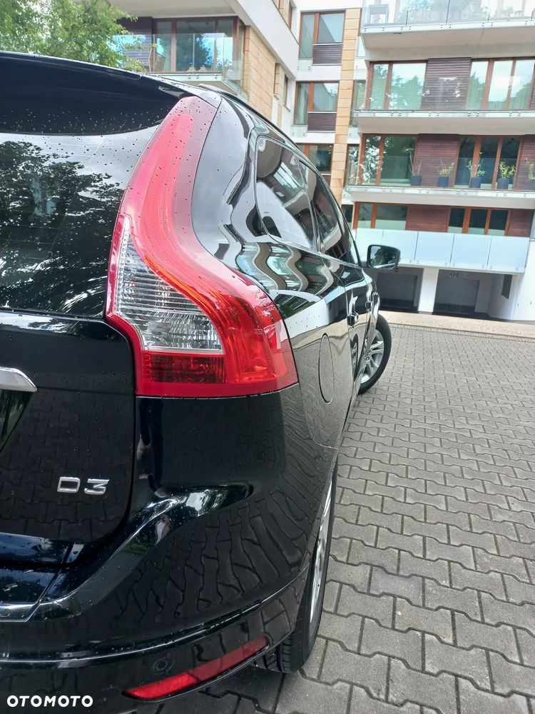Volvo XC 60 D3 Drive-E Momentum - 9
