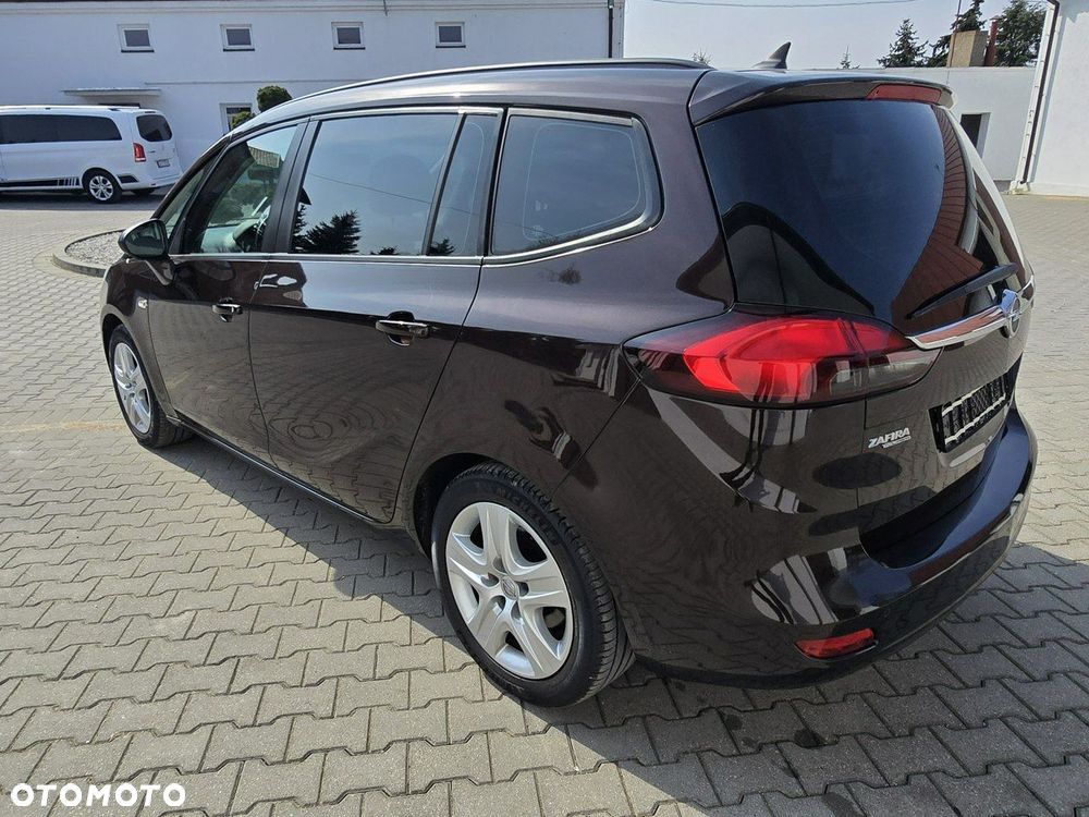 Opel Zafira - 13