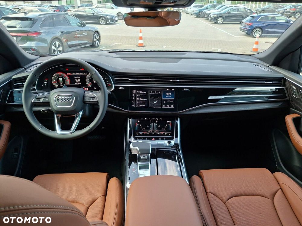 Audi Q8 - 27