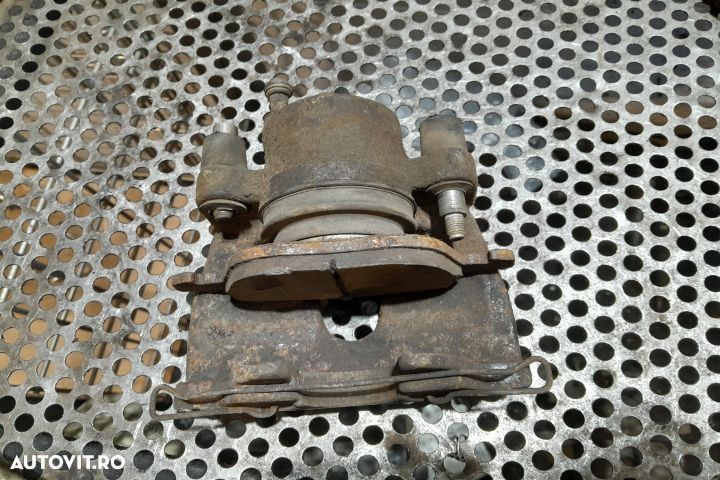 Etrier fata stanga Ford Focus 3 [2011 - 2015] wagon 5-usi 1.6 TDCi MT - 4