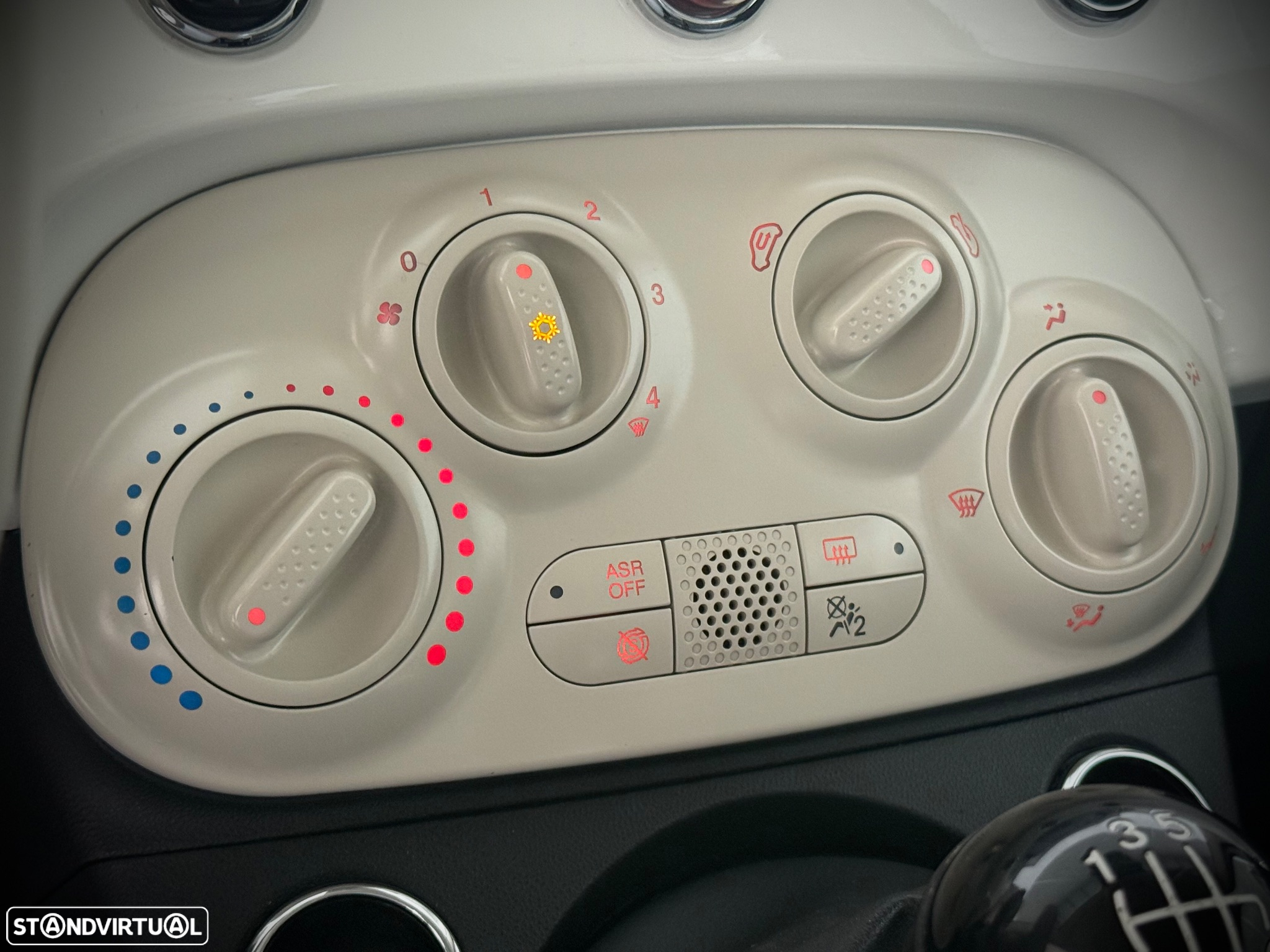 Fiat 500C 1.0 Hybrid Lounge - 16